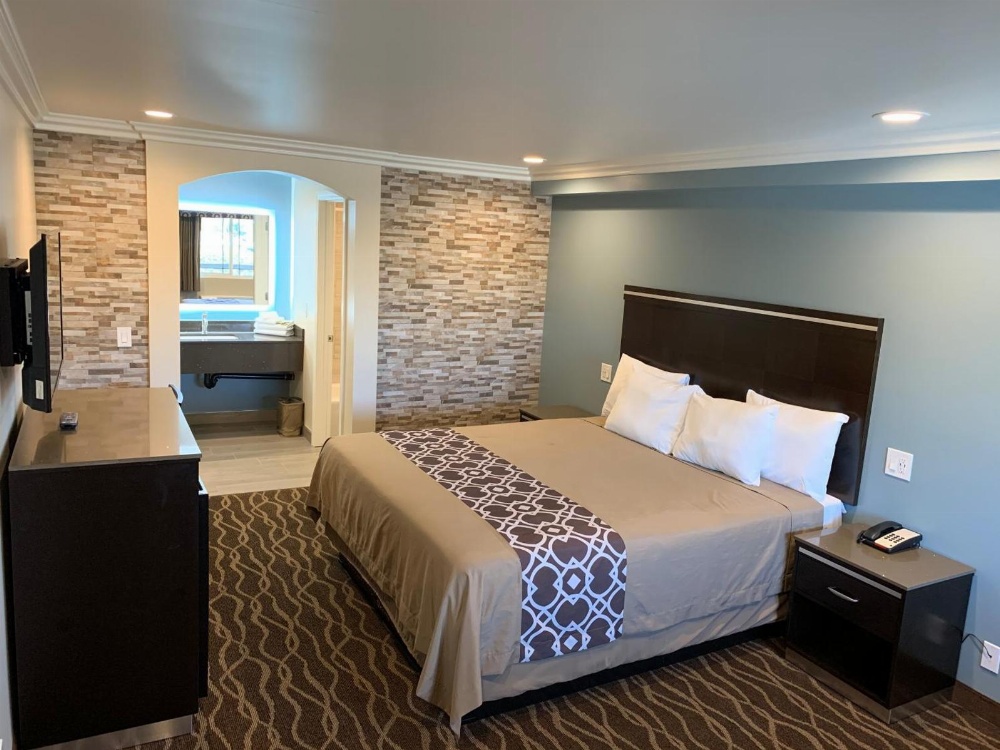 Room 1